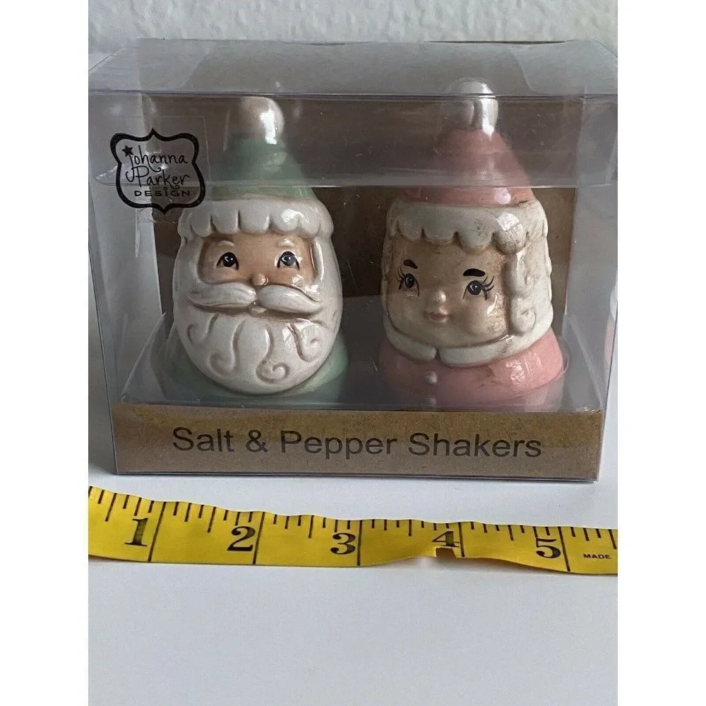 Johanna Parker Design Christmas  Mr & Mrs. Claus Santa Salt & Pepper Shakers New